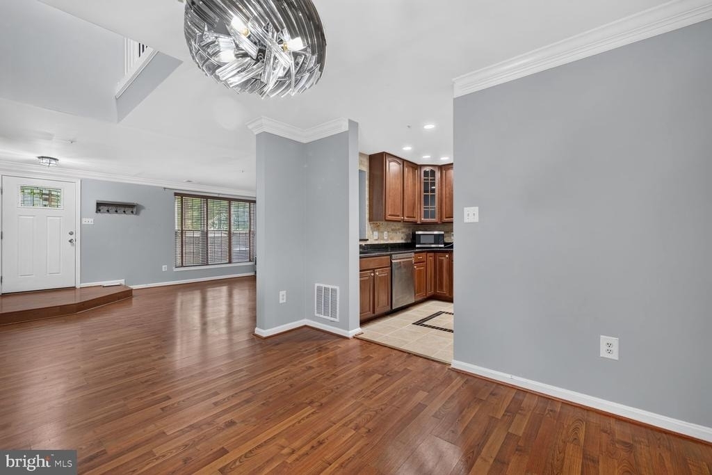 18917 Highstream Drive - Photo 6