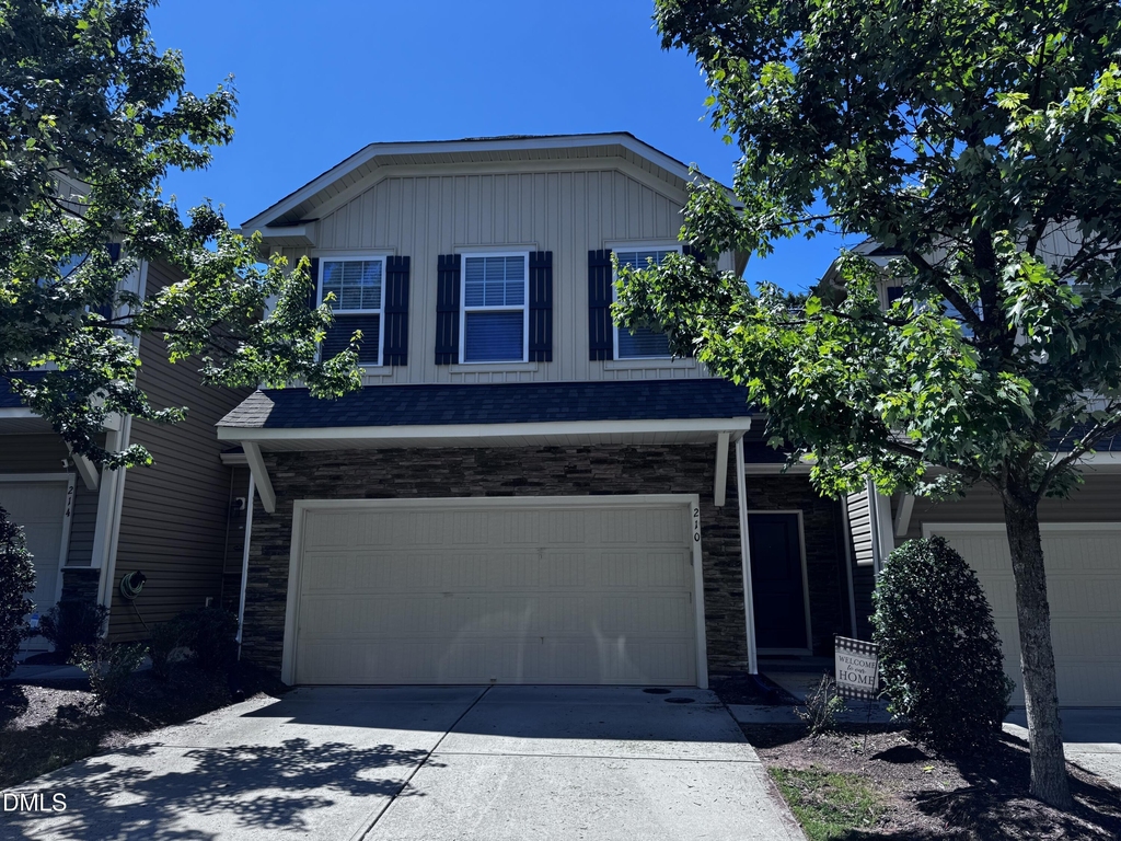 210 Hamlet Place - Photo 0