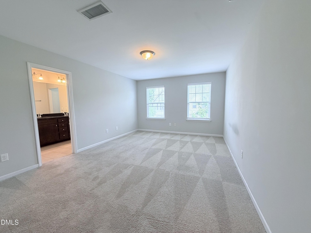 210 Hamlet Place - Photo 9
