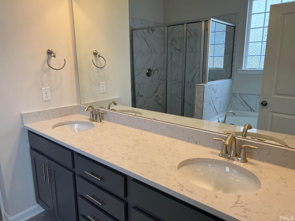 248 Streamliner Boulevard - Photo 8