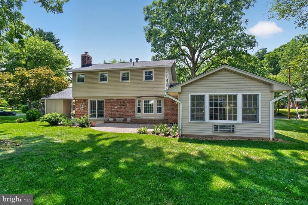 6905 Stonewood Court - Photo 21