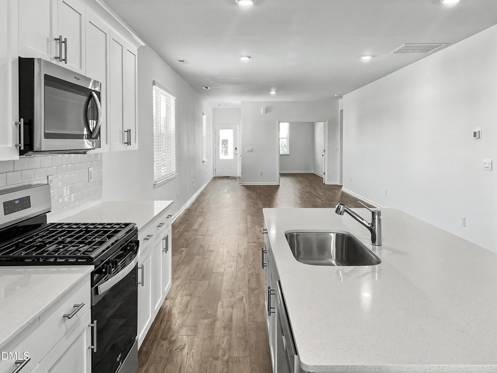 1404 Jasmine View Way - Photo 5