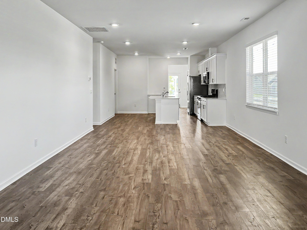 1404 Jasmine View Way - Photo 1