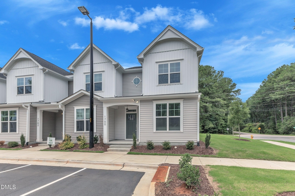 1706 Ballard Drive - Photo 2