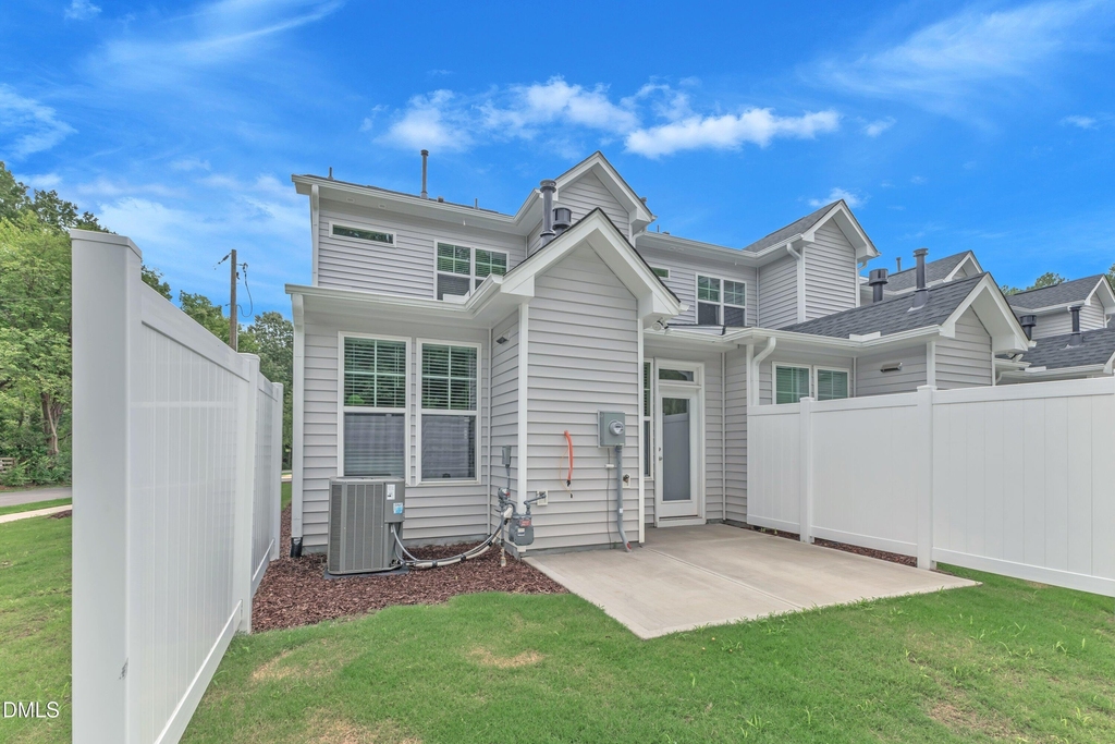1706 Ballard Drive - Photo 5