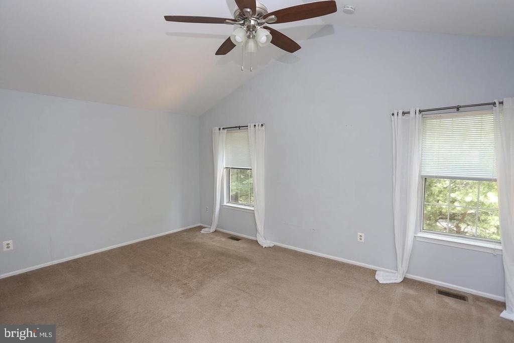 4710 Leyden Way - Photo 9