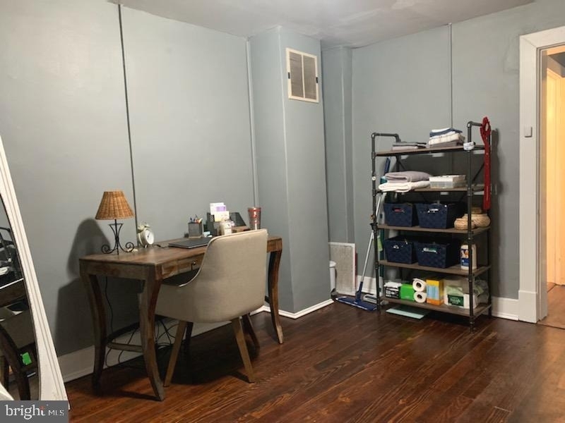 205 W 5th Street - Photo 19