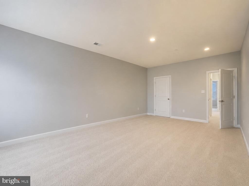 9674 Ethan Ridge Drive - Photo 16