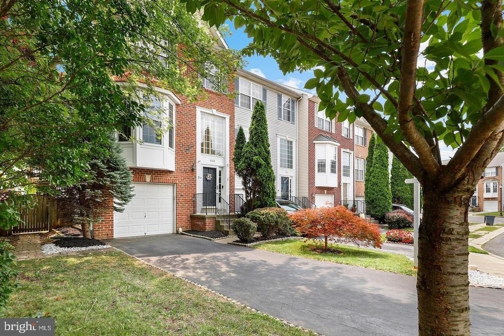 1942 Crossing Stone Court - Photo 1