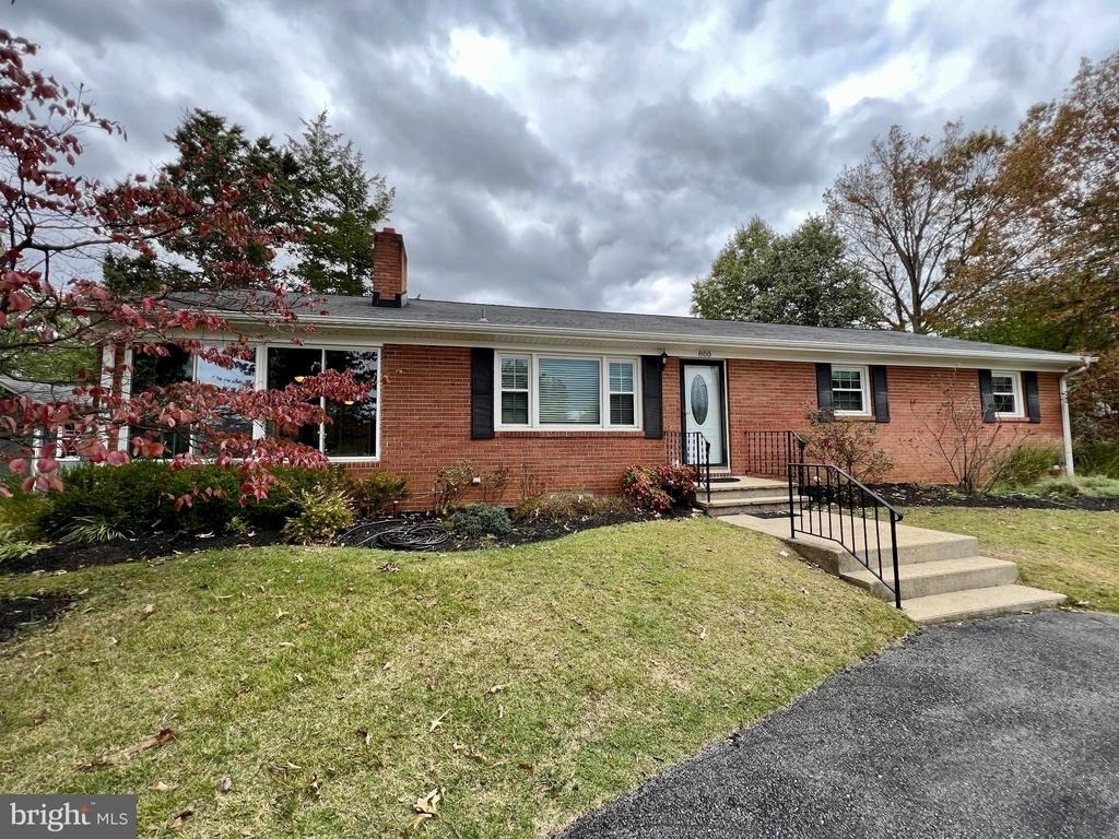 800 Severn Drive - Photo 1