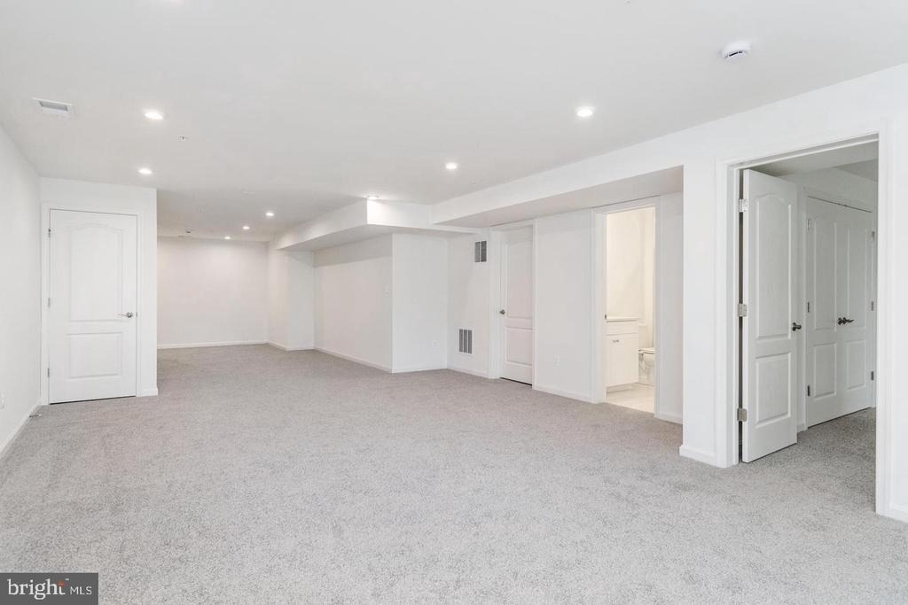 4241 Germantown Way - Photo 17
