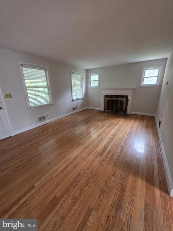 1617 Frederick Road - Photo 4