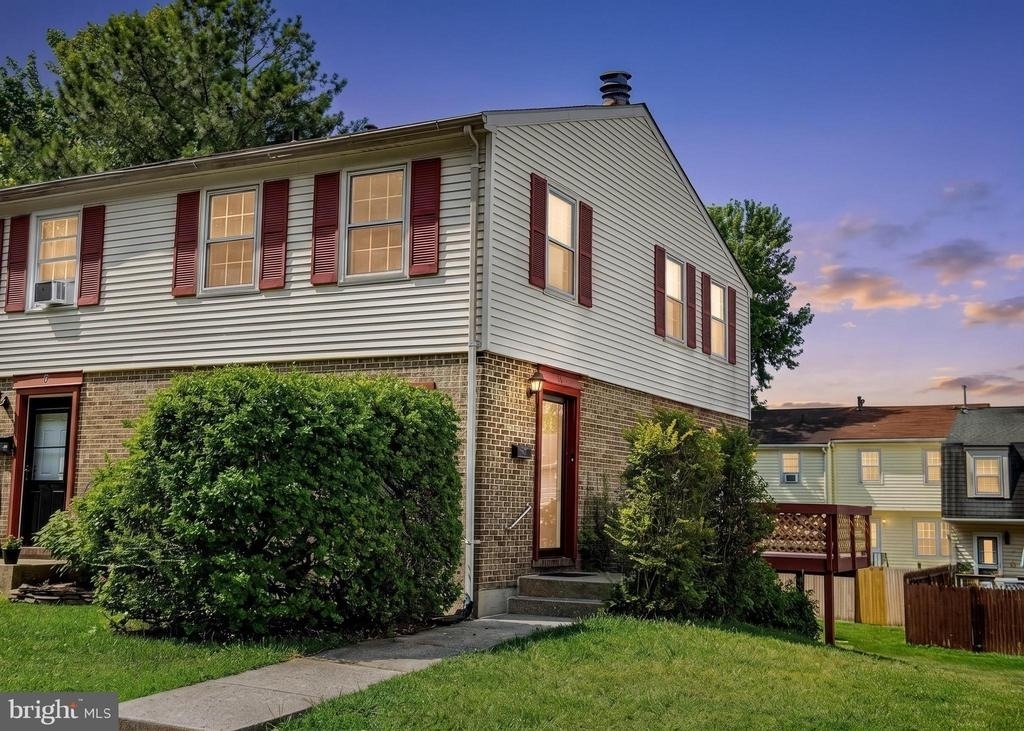 15 Burnsway Court - Photo 0