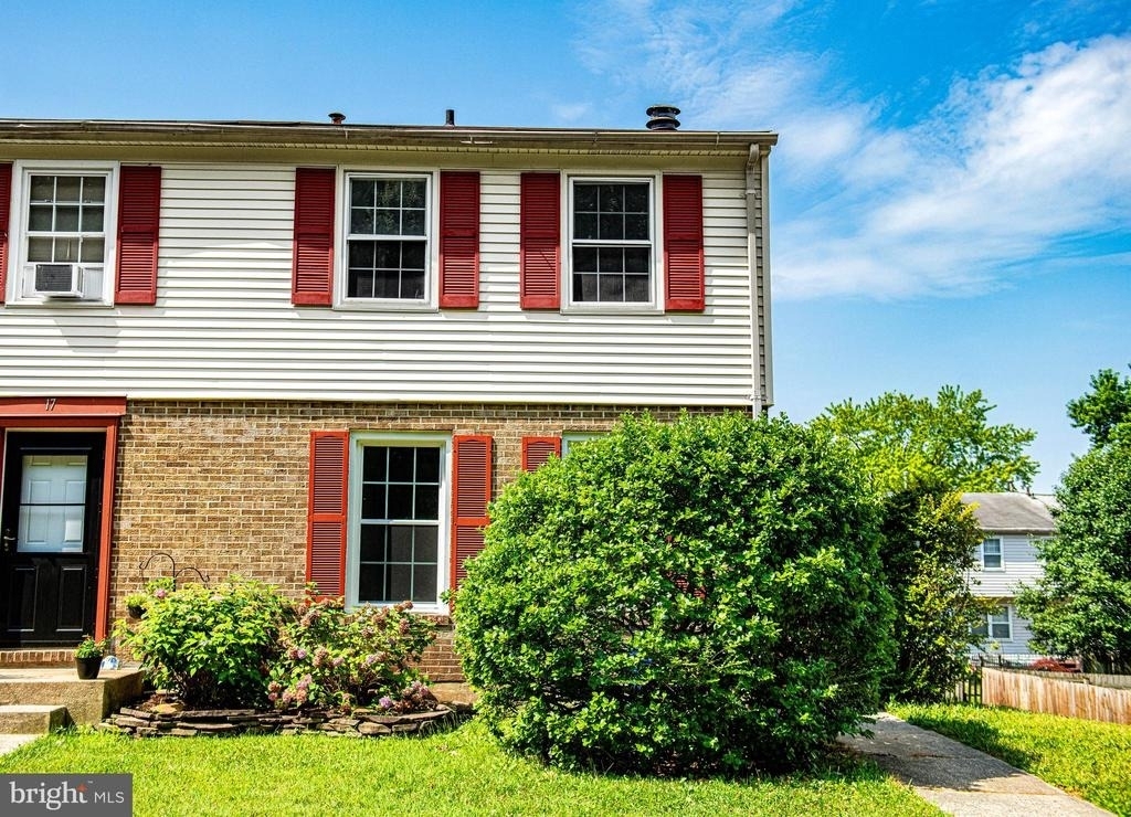 15 Burnsway Court - Photo 1