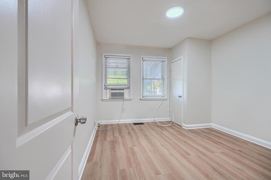 2976 Cornwall Road - Photo 7