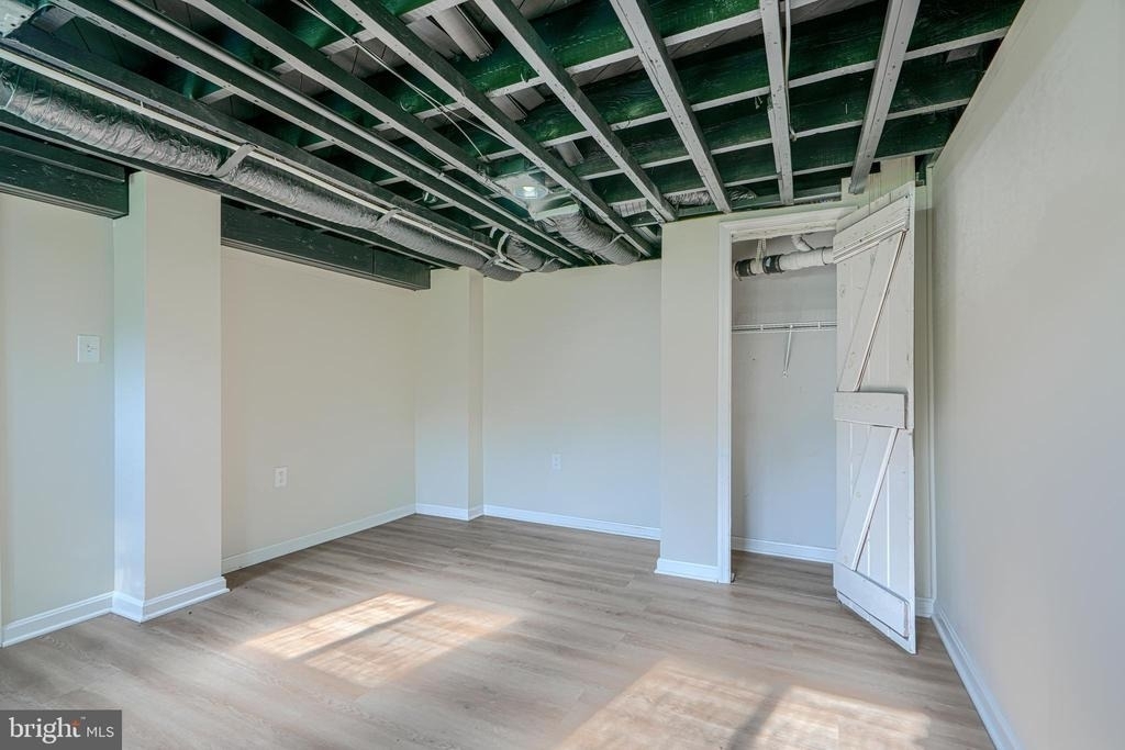 2976 Cornwall Road - Photo 14