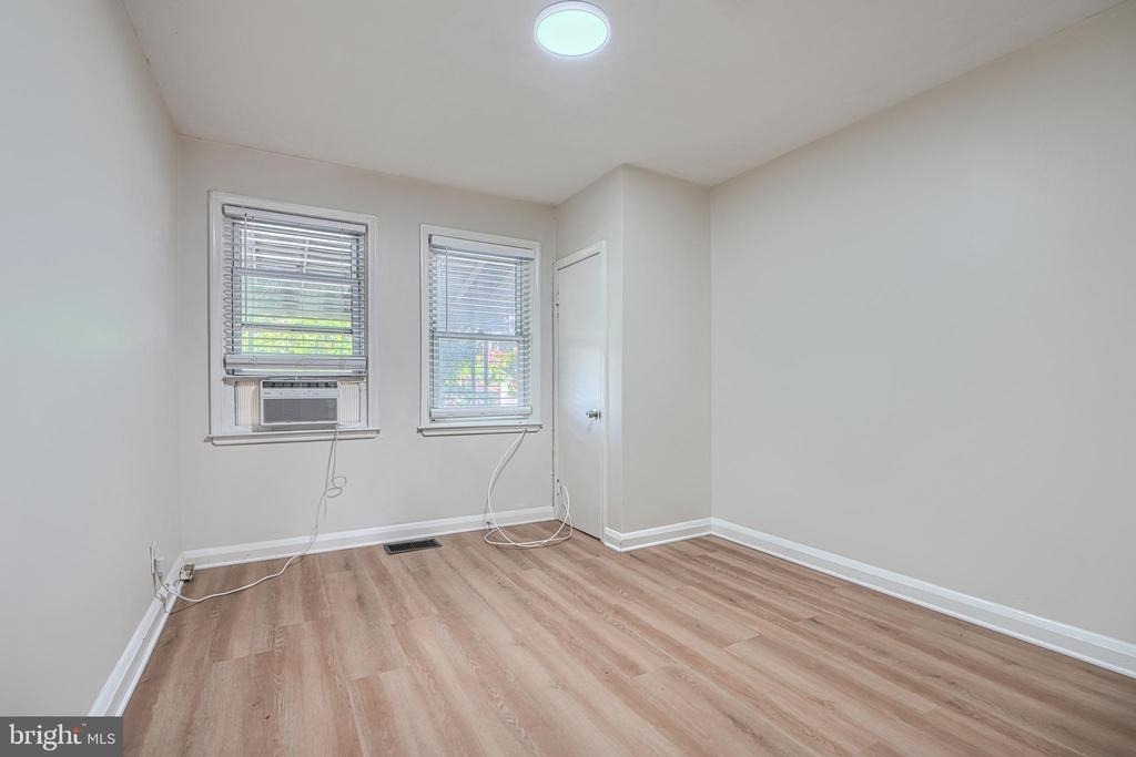 2976 Cornwall Road - Photo 6