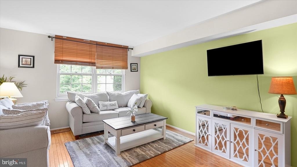 6 Drawbridge Court - Photo 2