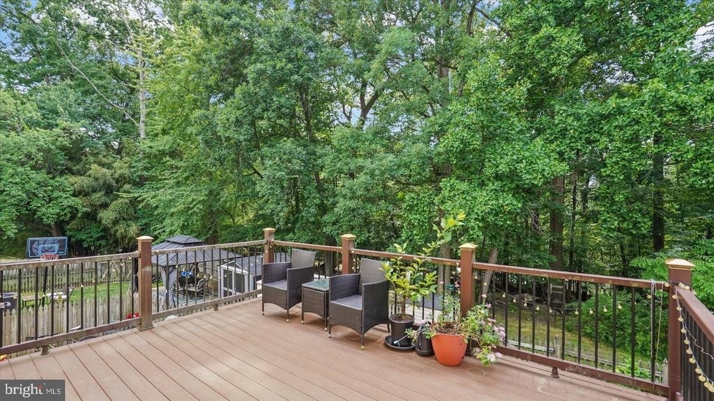 6 Drawbridge Court - Photo 12