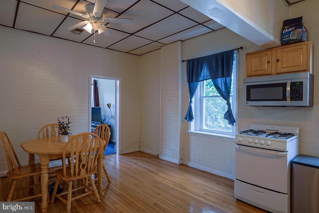 1501 Light Street - Photo 5