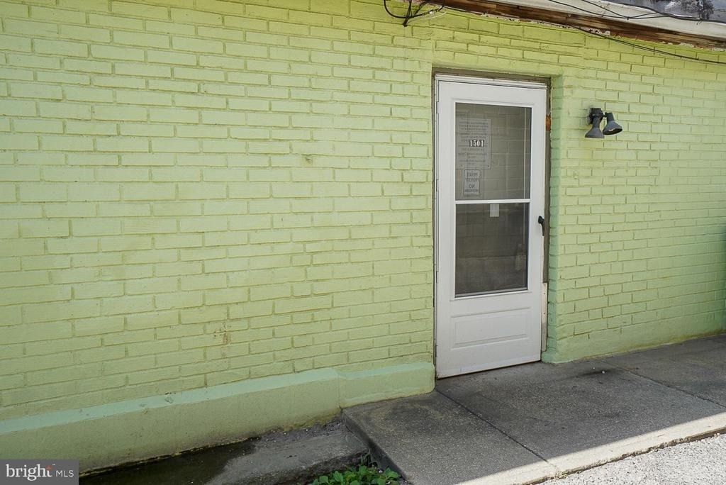1501 Light Street - Photo 3