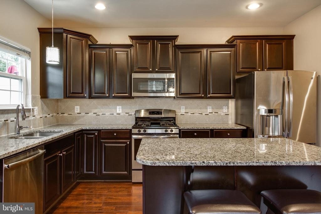 7726 Sentry Terrace - Photo 15