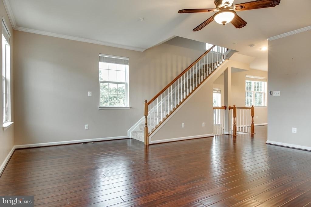 7726 Sentry Terrace - Photo 23