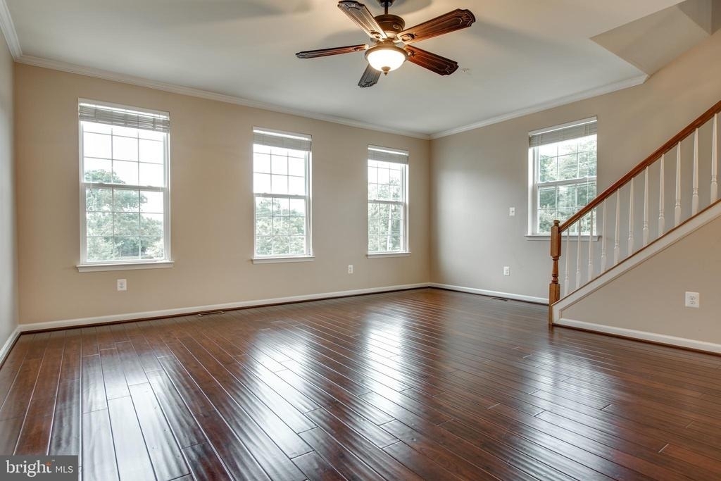 7726 Sentry Terrace - Photo 22