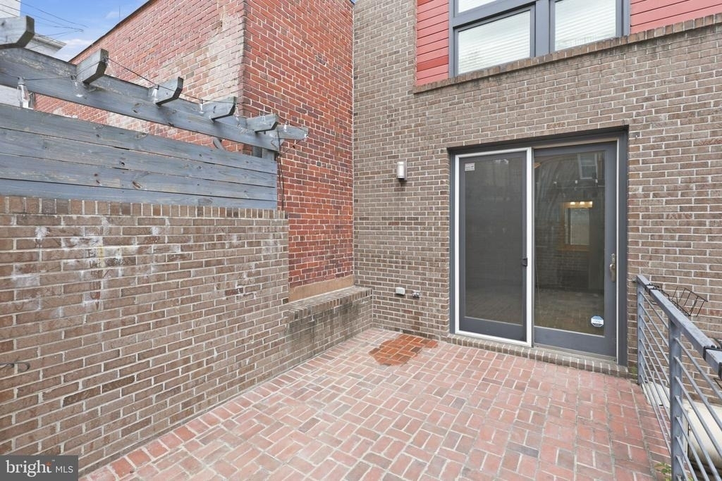2920 Georgia Avenue Nw - Photo 11