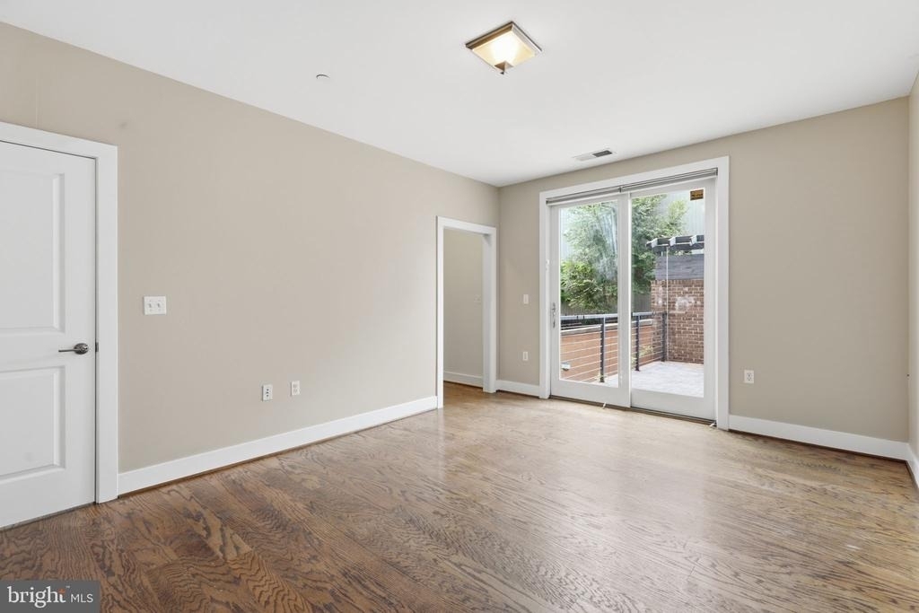 2920 Georgia Avenue Nw - Photo 9