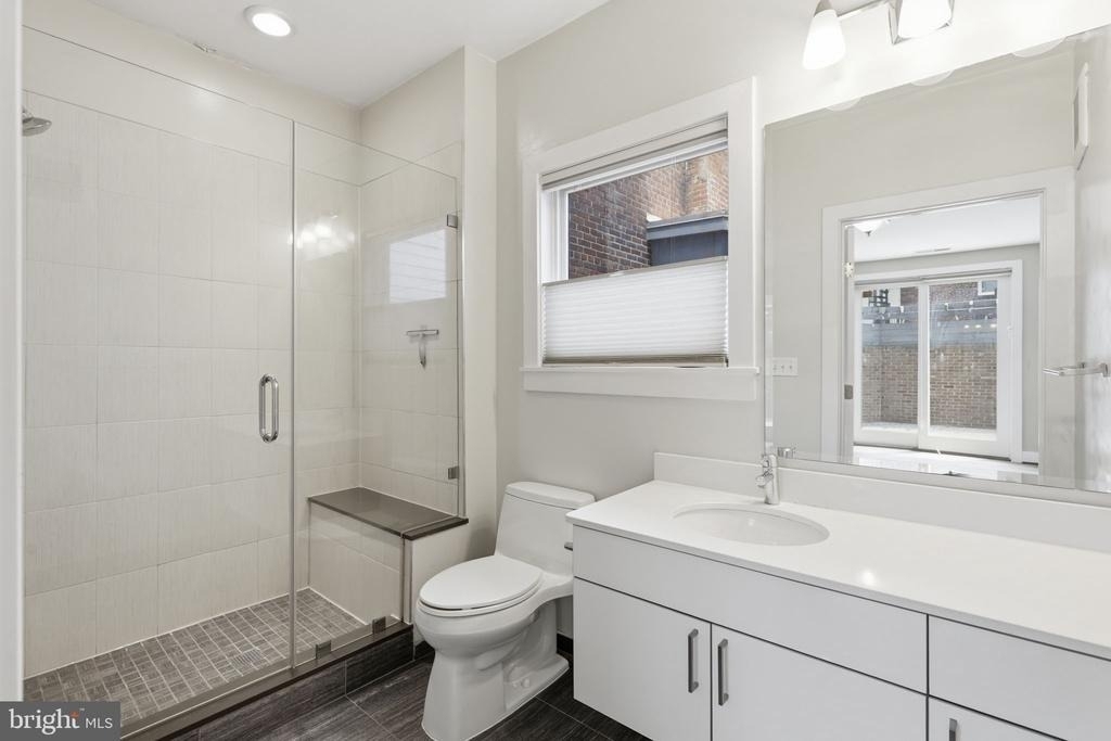 2920 Georgia Avenue Nw - Photo 15