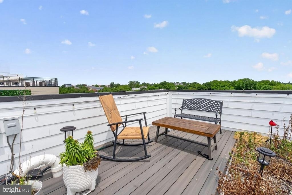 1102 Staples Street Ne - Photo 17