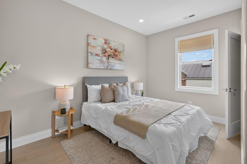 1102 Staples Street Ne - Photo 13