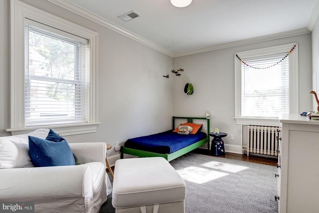 5433 31st Street Nw - Photo 15