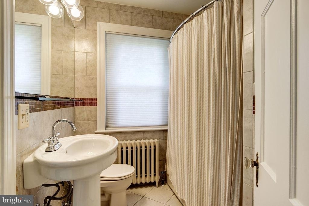5433 31st Street Nw - Photo 14