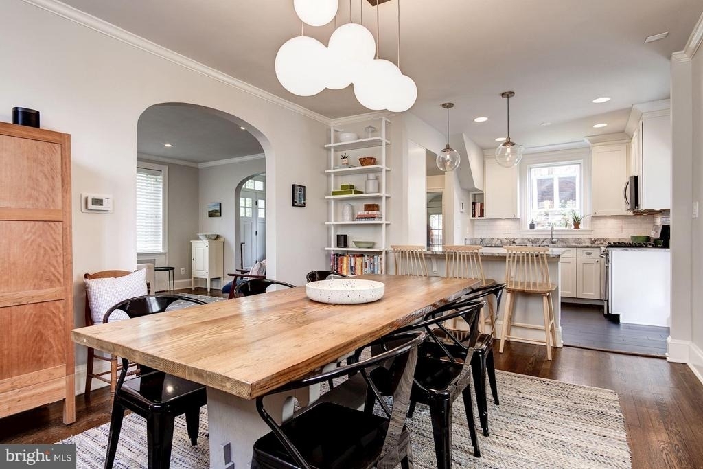 5433 31st Street Nw - Photo 4
