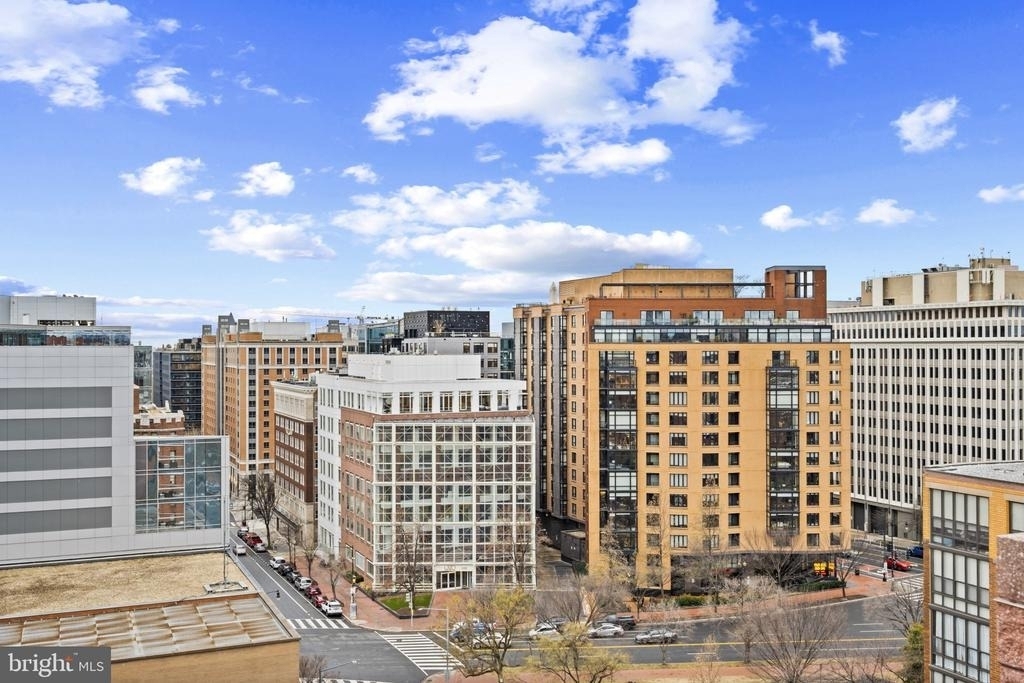1117 10th Street Nw - Photo 24