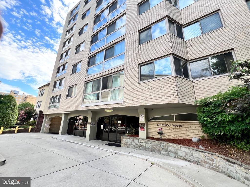 922 24th Street Nw - Photo 31