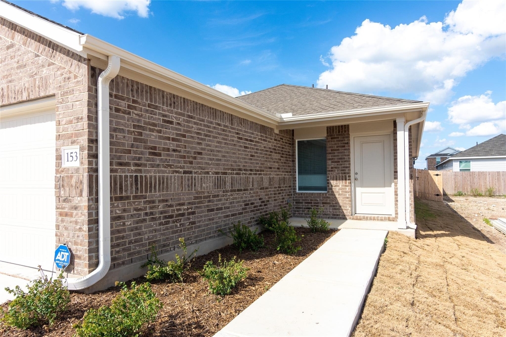 153 Starpacker Ln - Photo 0