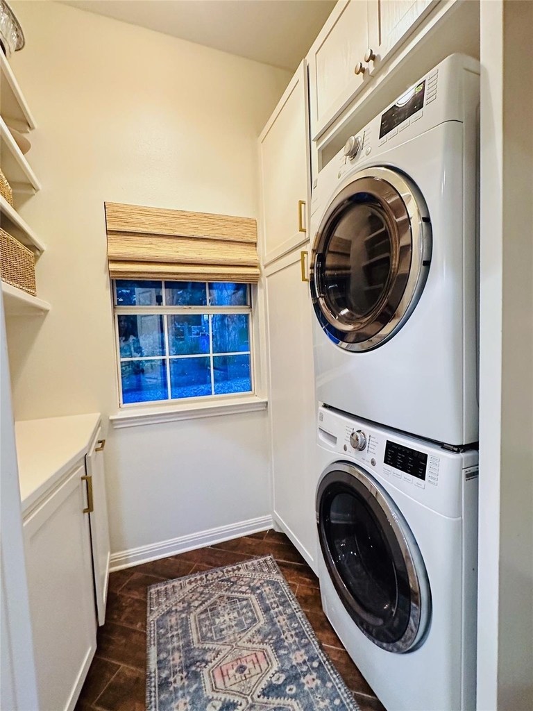 2910 Edgewater Dr - Photo 29