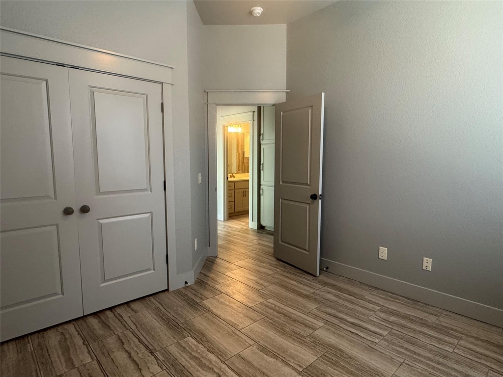 290 Hugo Rd - Photo 14