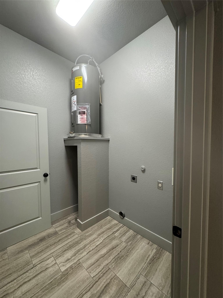 290 Hugo Rd - Photo 21