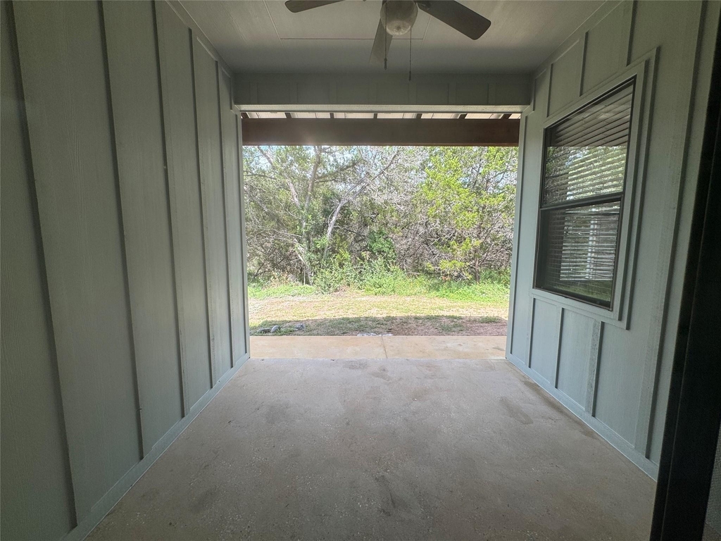 290 Hugo Rd - Photo 18