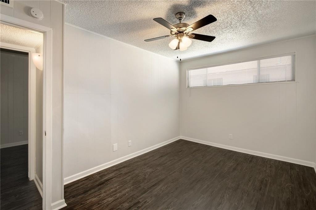 2900 Cole St - Photo 15