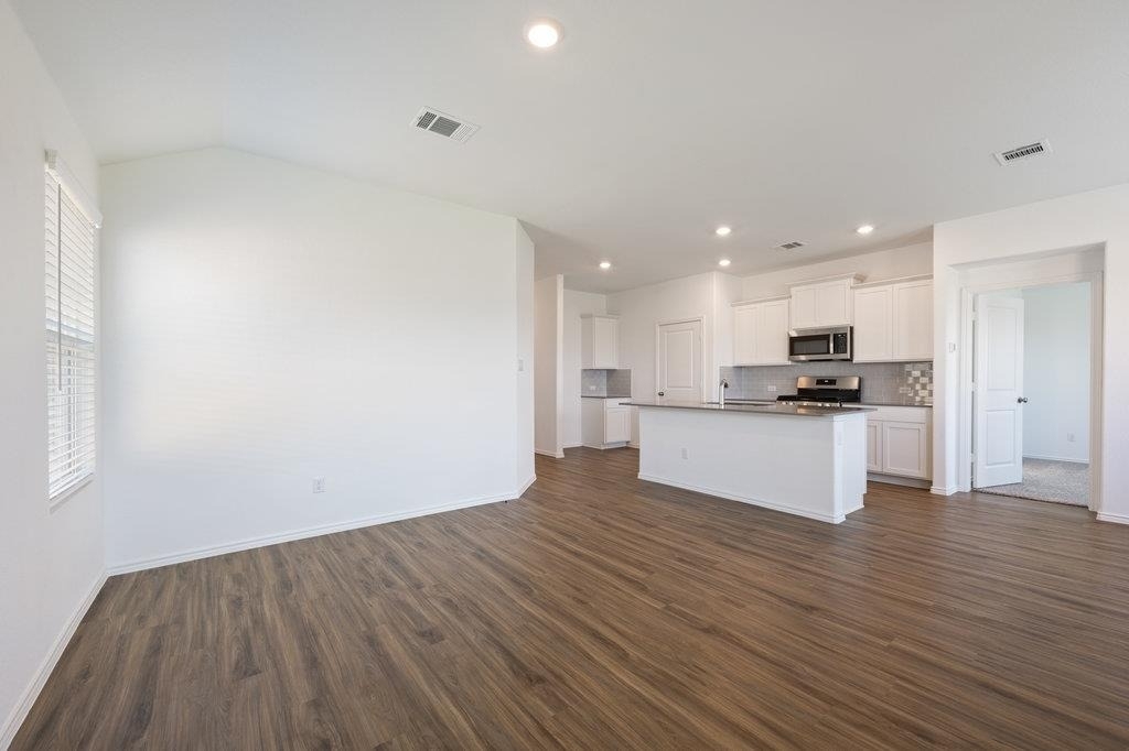3210 Dusted Daisy St - Photo 3