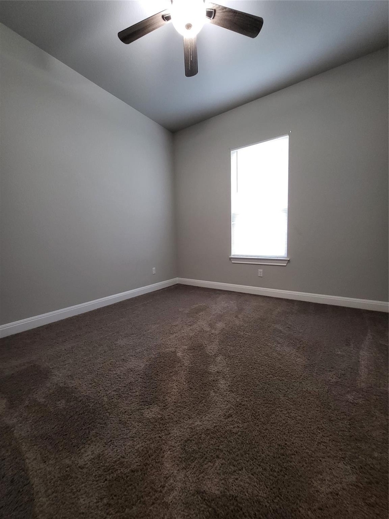 3750 E Palm Valley Blvd - Photo 11