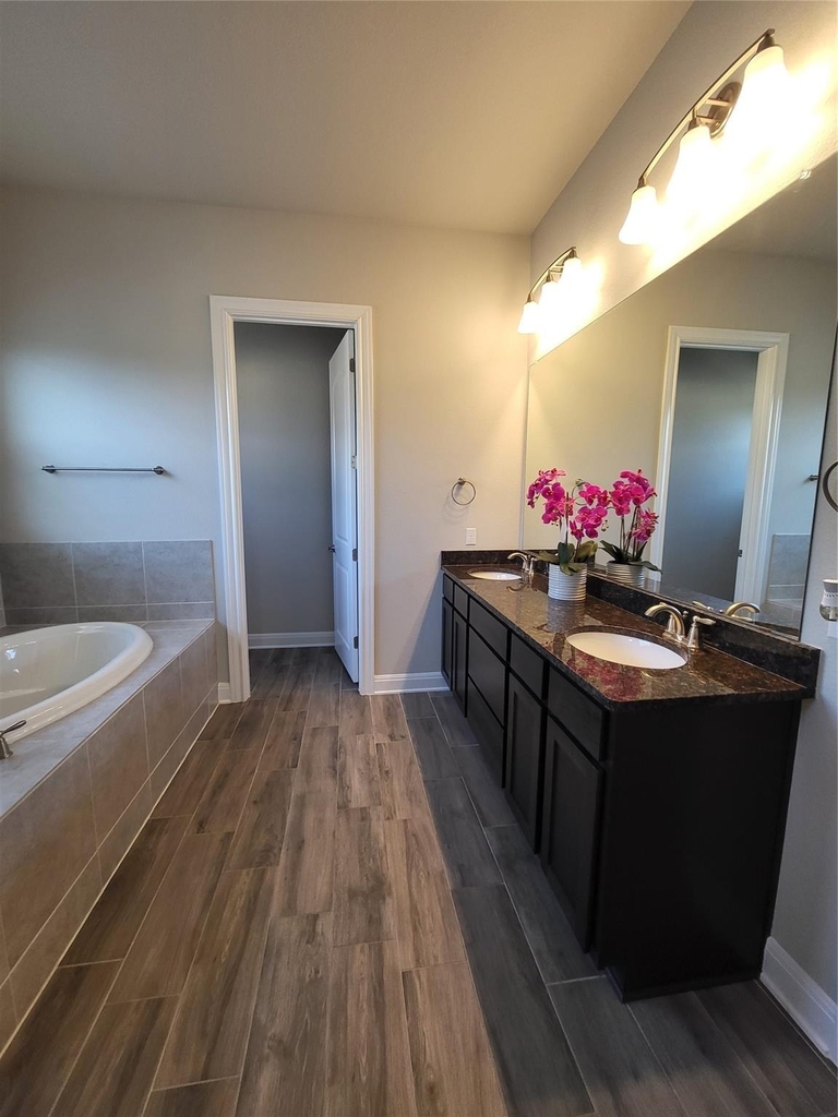 3750 E Palm Valley Blvd - Photo 2