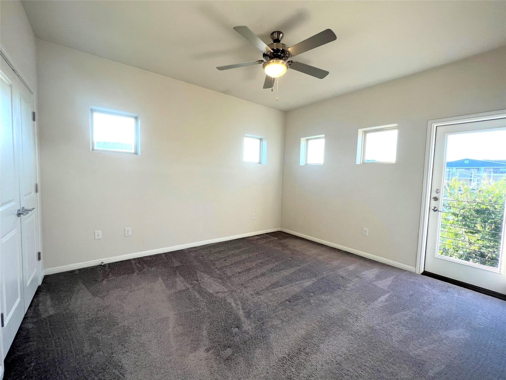 5901 Charles Merle Dr - Photo 8