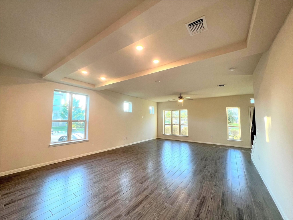 5901 Charles Merle Dr - Photo 5