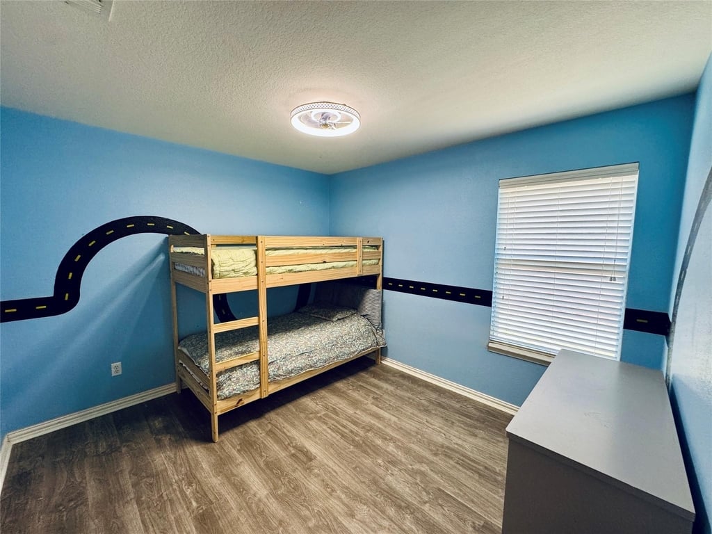 2512 Ericanna Ln - Photo 13